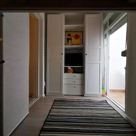 Sunset Apartment *